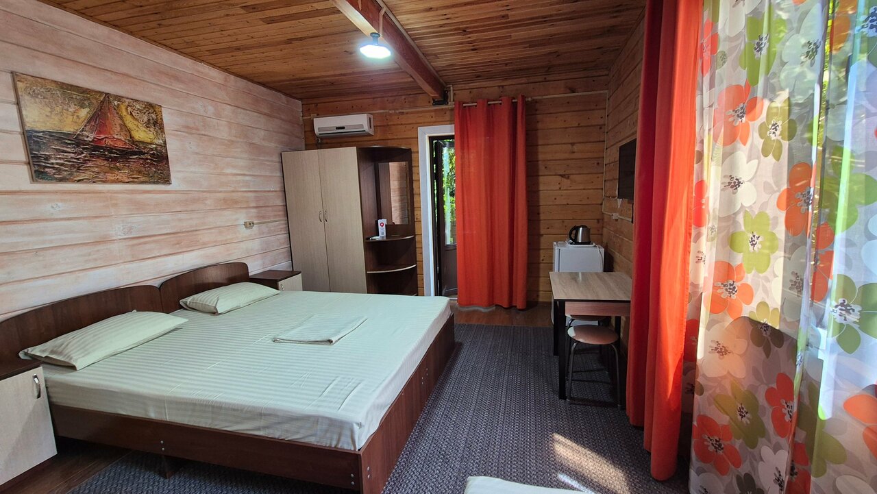 Гостевой дом Мама Джан Архипо-Осиповка