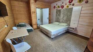 Гостевой дом Мама Джан Архипо-Осиповка Трехместный номер-1