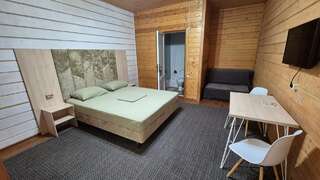 Гостевой дом Мама Джан Архипо-Осиповка Трехместный номер-6