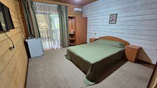 Гостевой дом Мама Джан Архипо-Осиповка Двухместный номер с 1 кроватью-9